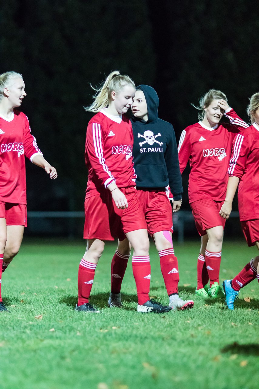 Bild 305 - Frauen SG Krempe/ETSV F. Glueckstadt - TSV Heiligenstedten : Ergebnis: 8:0